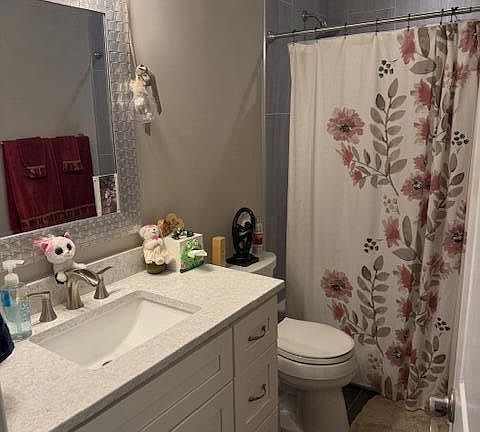 5th image of 838 N Aylesbury Rd