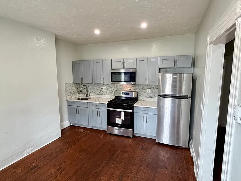 139 Poplar St — Photo 27