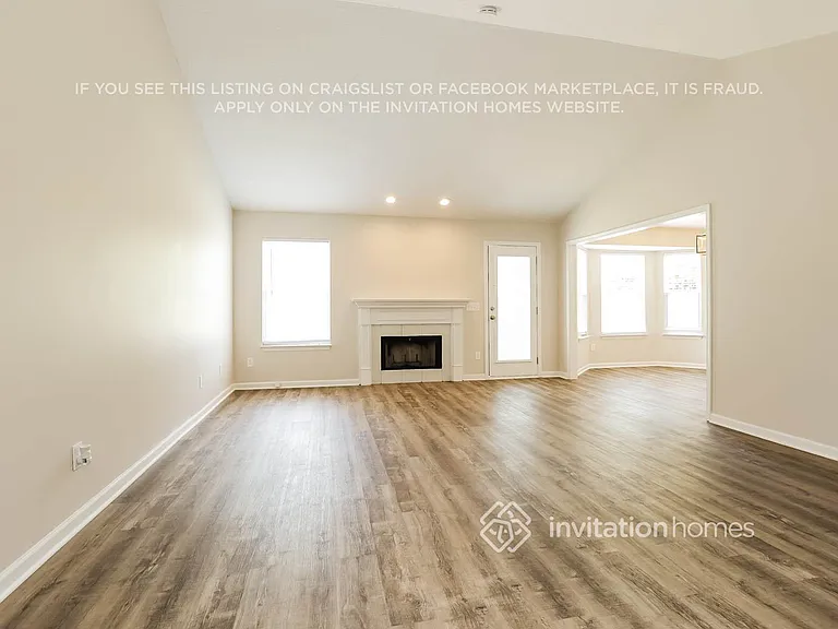 2108 Long Meadow Dr — Photo 4