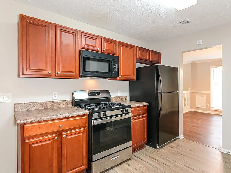 2526 Riverwood Spg — Photo 7