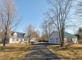 84 Cook Rd, Sheffield, MA 01257