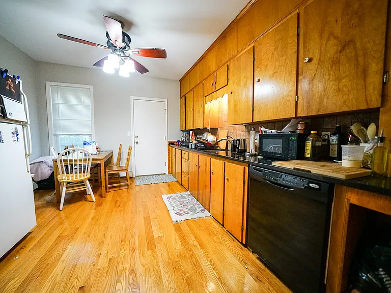 23 Portsmouth St — Photo 12