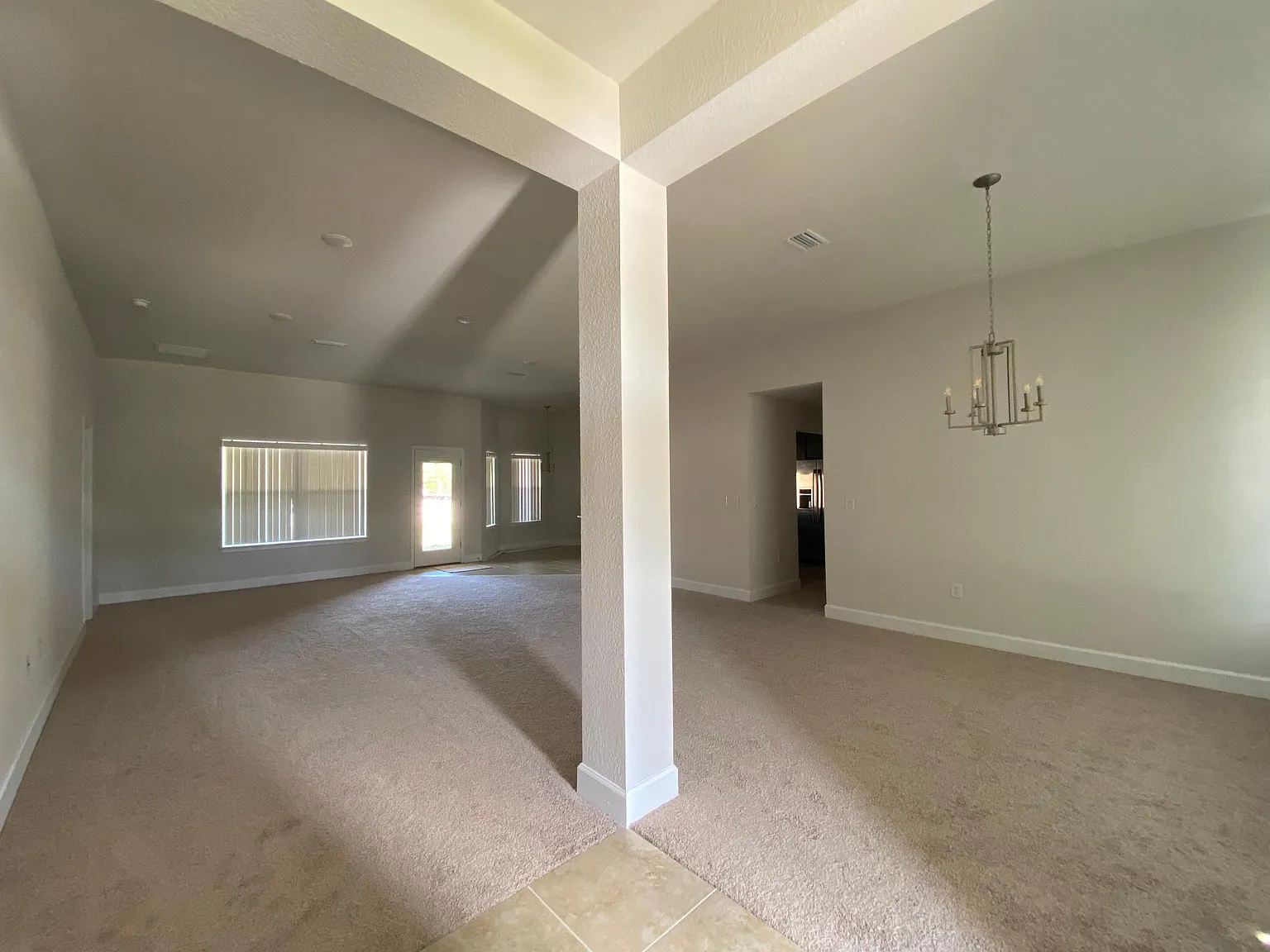 4 bed, 2265 sqft, $2,500 — Photo 3