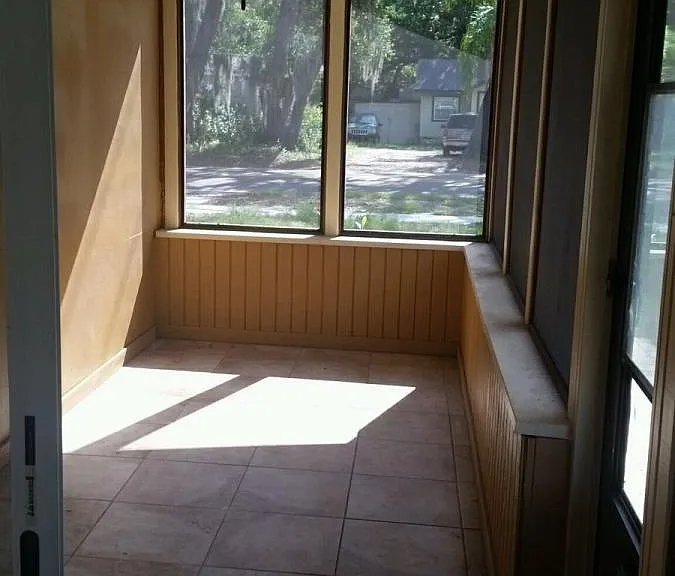 2060 N Betty Ln — Photo 10