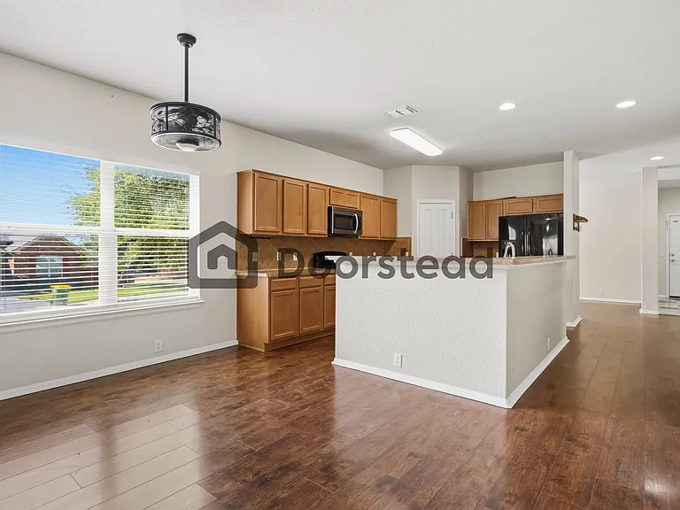 4802 James Gaines — Photo 10