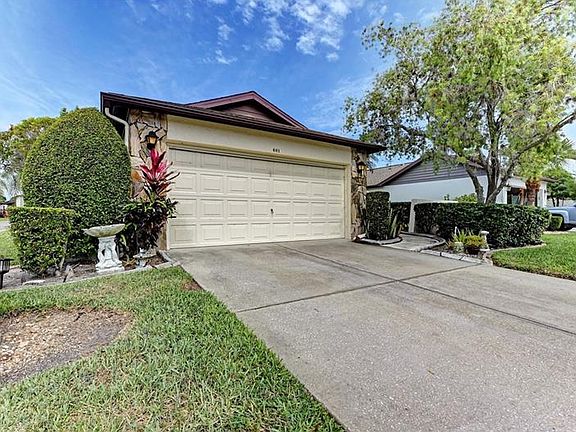 4th image of 601 Cherrywood Dr