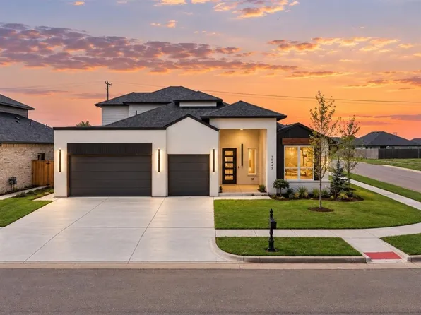 15445 Capri Ln, Edmond, OK 73013