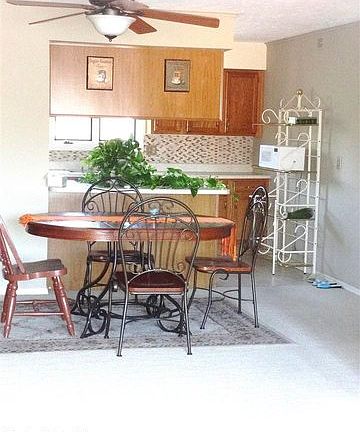 4th image of 14 Canterbury Ct
