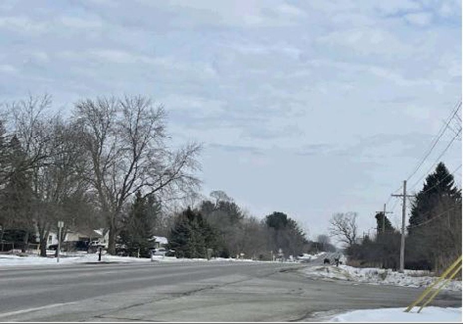 Exterior Neighborhood (street photo)