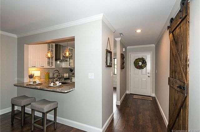 1st image of 7 Haddam Dr #7