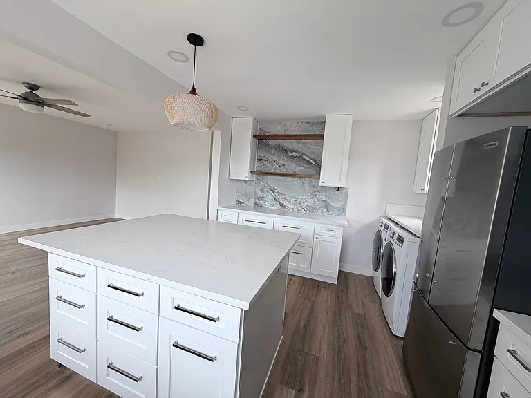 4945 Brighton Ave — Photo 7