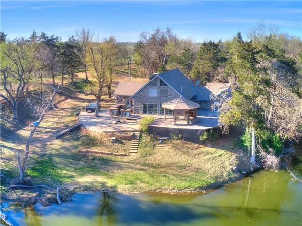 834 N Macarthur Blvd, Crescent, OK 73028