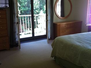 14575 Greenleaf St, Sherman Oaks, CA 91403