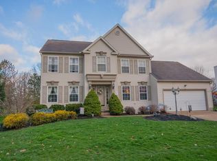 733 Continental Dr, Medina, OH 44256