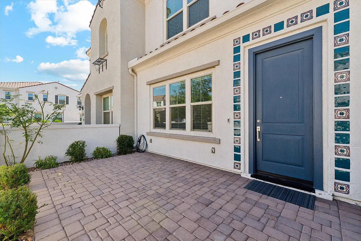 Building Photo - 4077 S Sabrina Dr #30R
