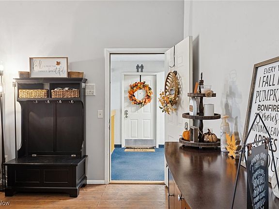 4th image of 27097 Oakwood Cir APT 208Z