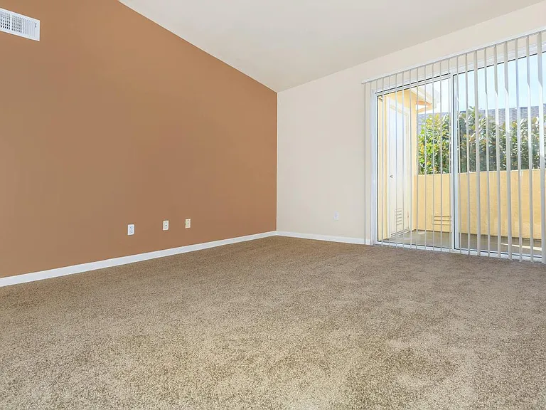 Cornerstone Apartments — Photo 11