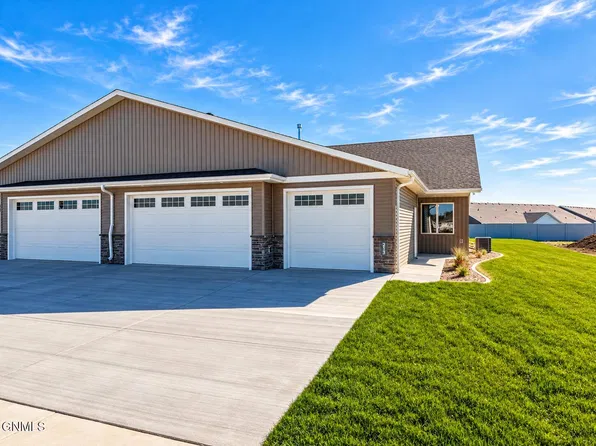 213 Kamrose Dr, Bismarck, ND 58504