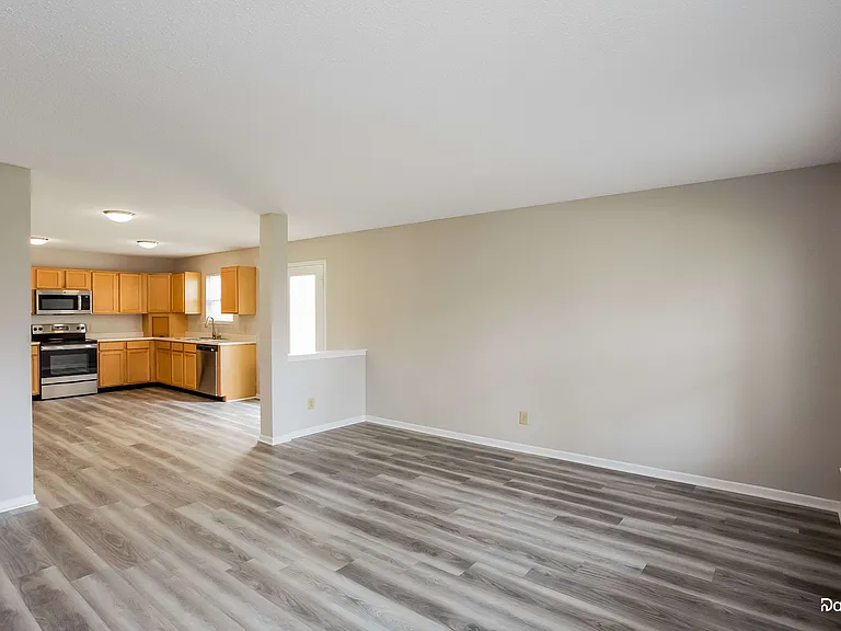 12698 Endurance Dr — Photo 6