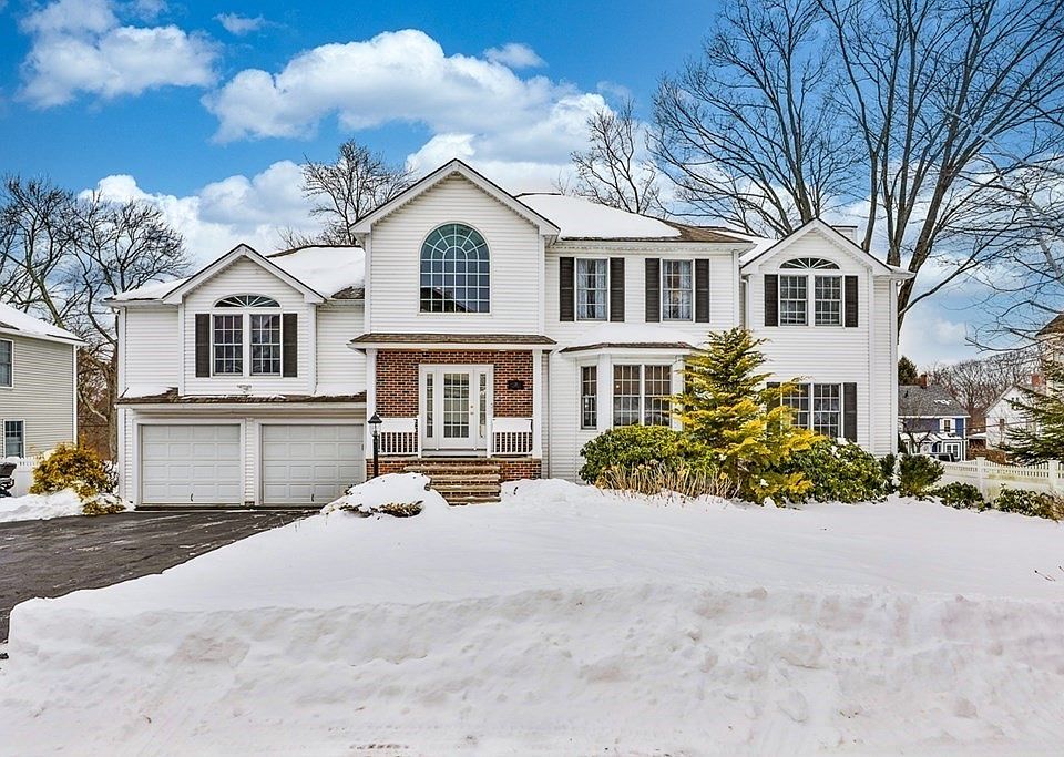 1st image of 20 Dorothy E Lucey Dr