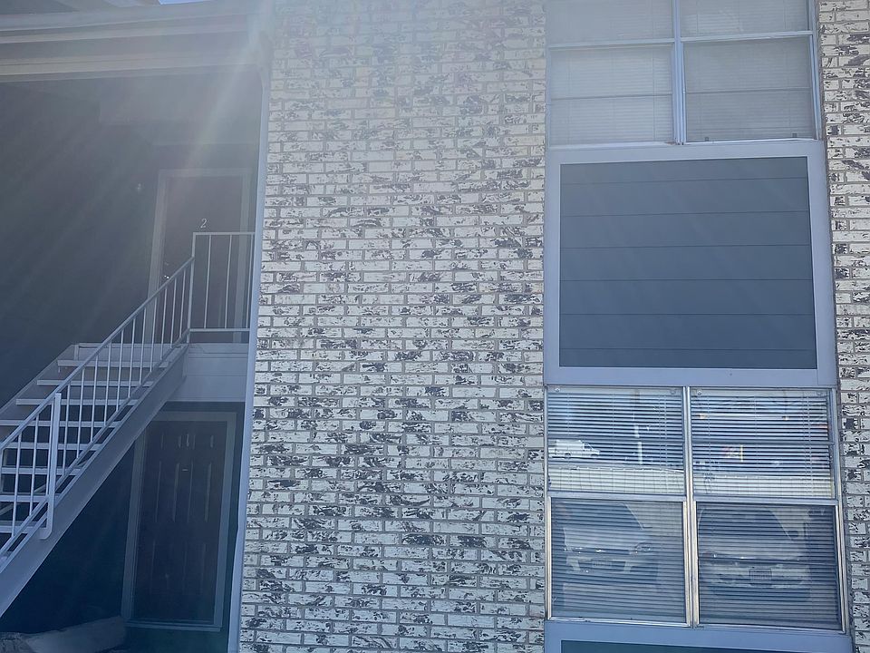 1st image of 2205 Jennifer Dr APT 3