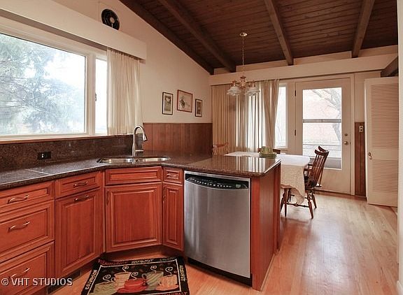 5th image of 514 Clavey Ln