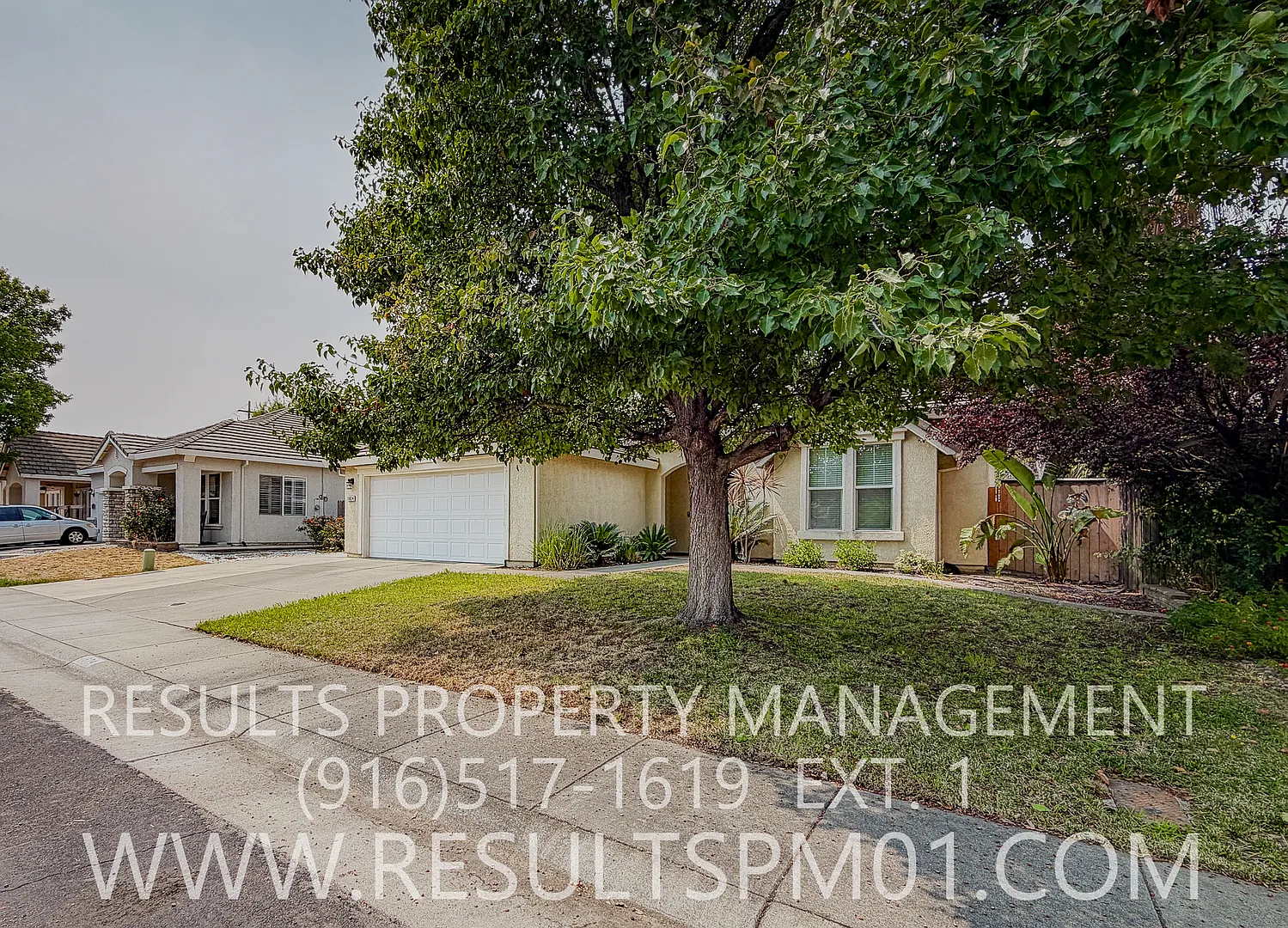 Beautifully upgraded 3 bedroom Home — Photo 3