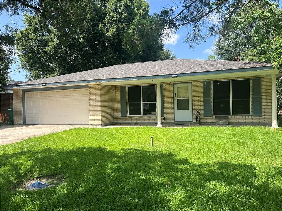 1st image of 126 Palm Springs Dr