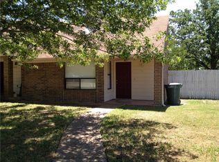 947 Navidad St, Bryan, TX 77801