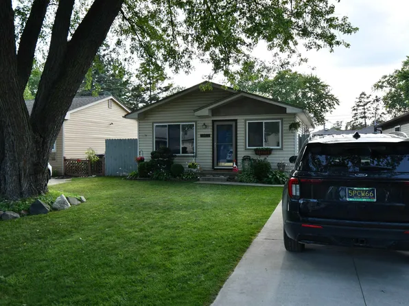 39675 Camp St #5, Harrison Township, MI 48045