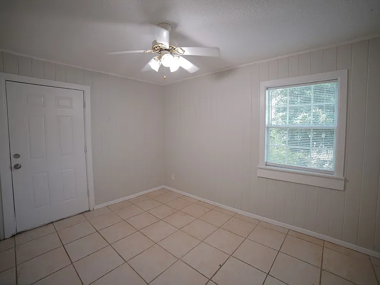 3424 Orlando Dr — Photo 16