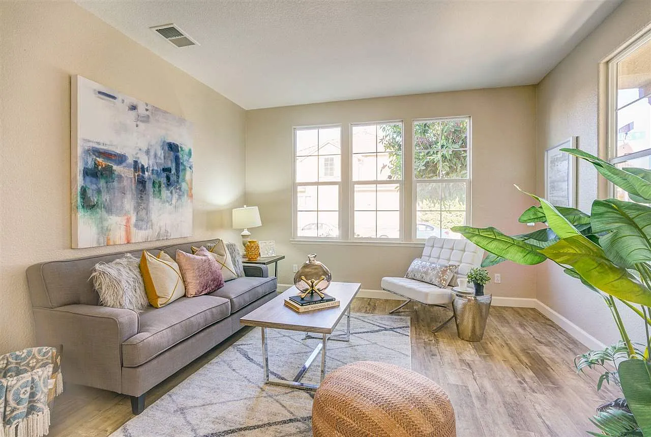 34268 Myrtle Ln photo 1