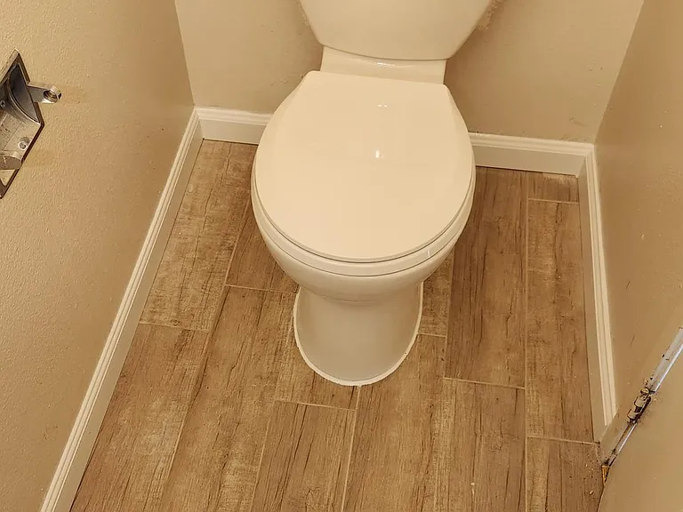 544 E Highline Cir — Photo 9