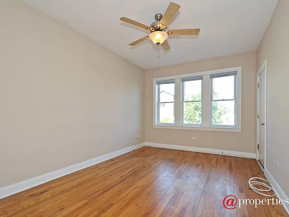 Living Room / Dining Room