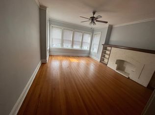 5853 N Campbell Ave #2, Chicago, IL 60659