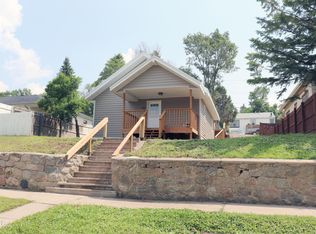 508 6th Ave NW, Mandan, ND 58554