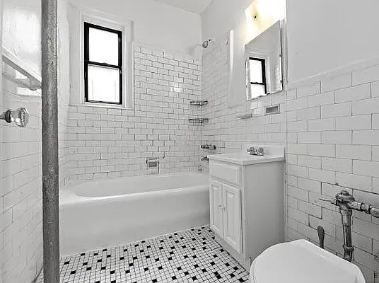 Rented by ERNY LLC | media 7