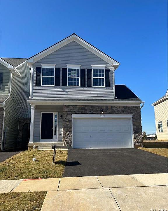 1st image of 3194 W Huntington Ln #5