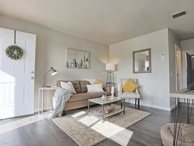 1200 Boulder Dr — Photo 11