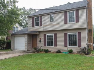 739 Whites Rd, Kalamazoo, MI 49008