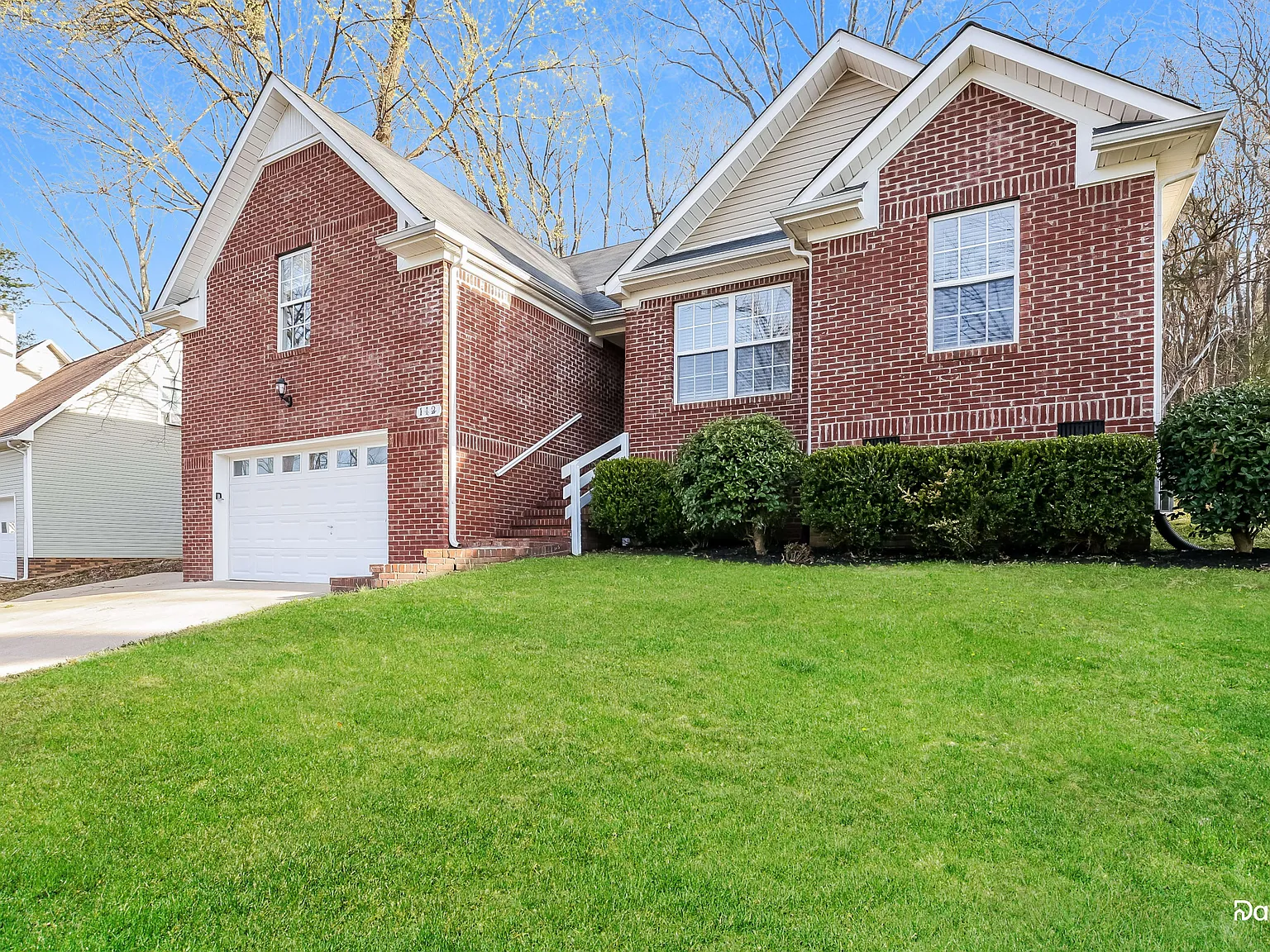 3 bed, 2.0 bath, 1720 sqft, $1,840 — Photo 3