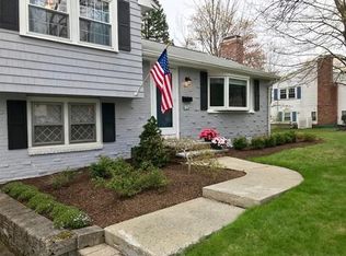 126 North St, Walpole, MA 02081