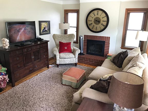 Living room.