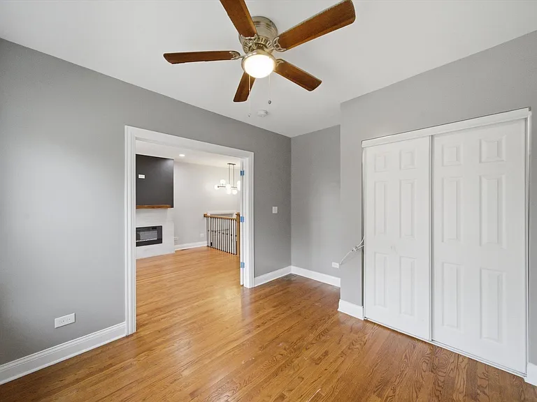 8326 S Luella Ave — Photo 17