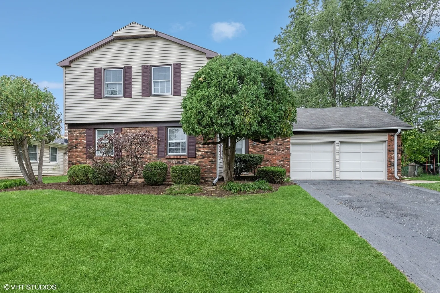 851 Silver Rock Ln photo 1