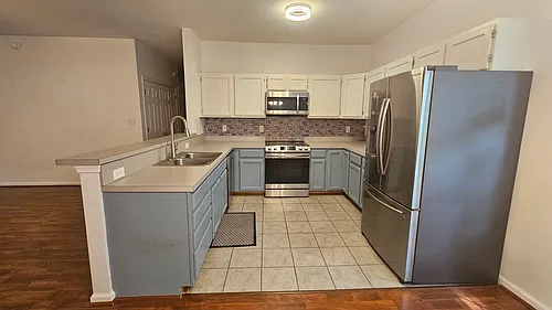 332 Summerville Ct #1 Photo 1 332 Summerville Ct #1 Photo 1