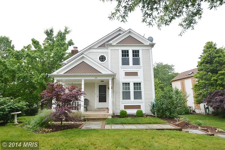 1st image of 29 Fenton Wood Dr