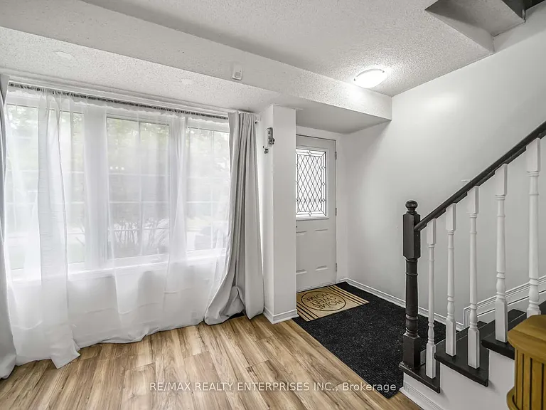 818 Buttonbush Ct — Photo 3
