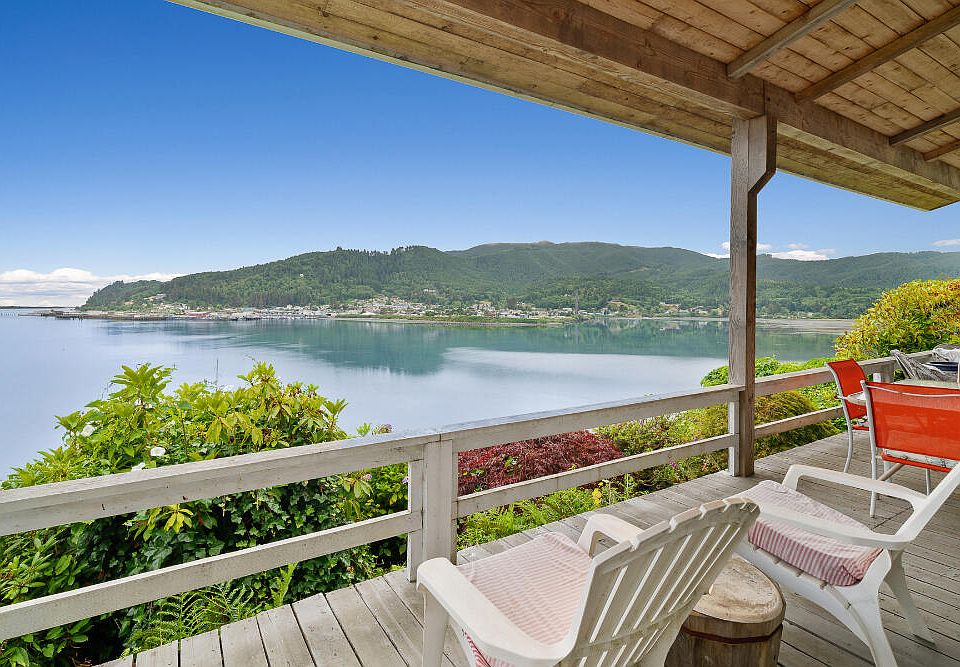 1st image of 12880 Hobsonville Point Dr