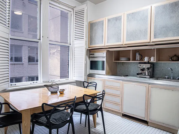 907 5th Avenue image 5 of 8